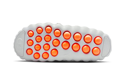 Nike Mind 001