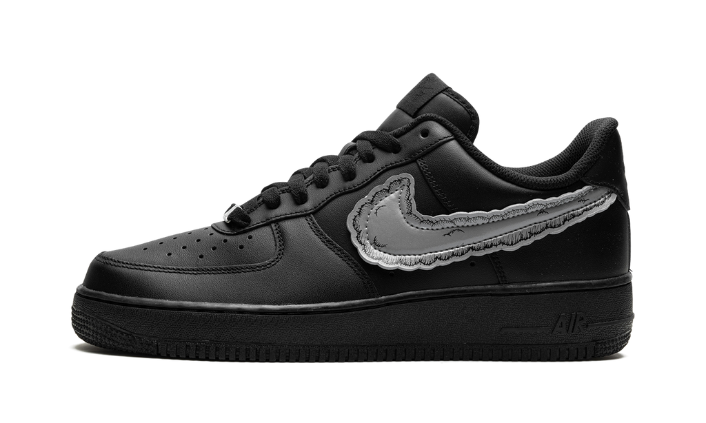 Nike Air Force 1 Low KAWS x Sky High Farms - Black