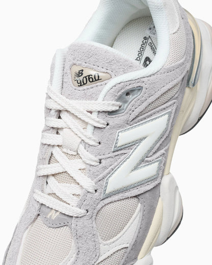 New Balance U9060 Truffle Salt Timber Wolf